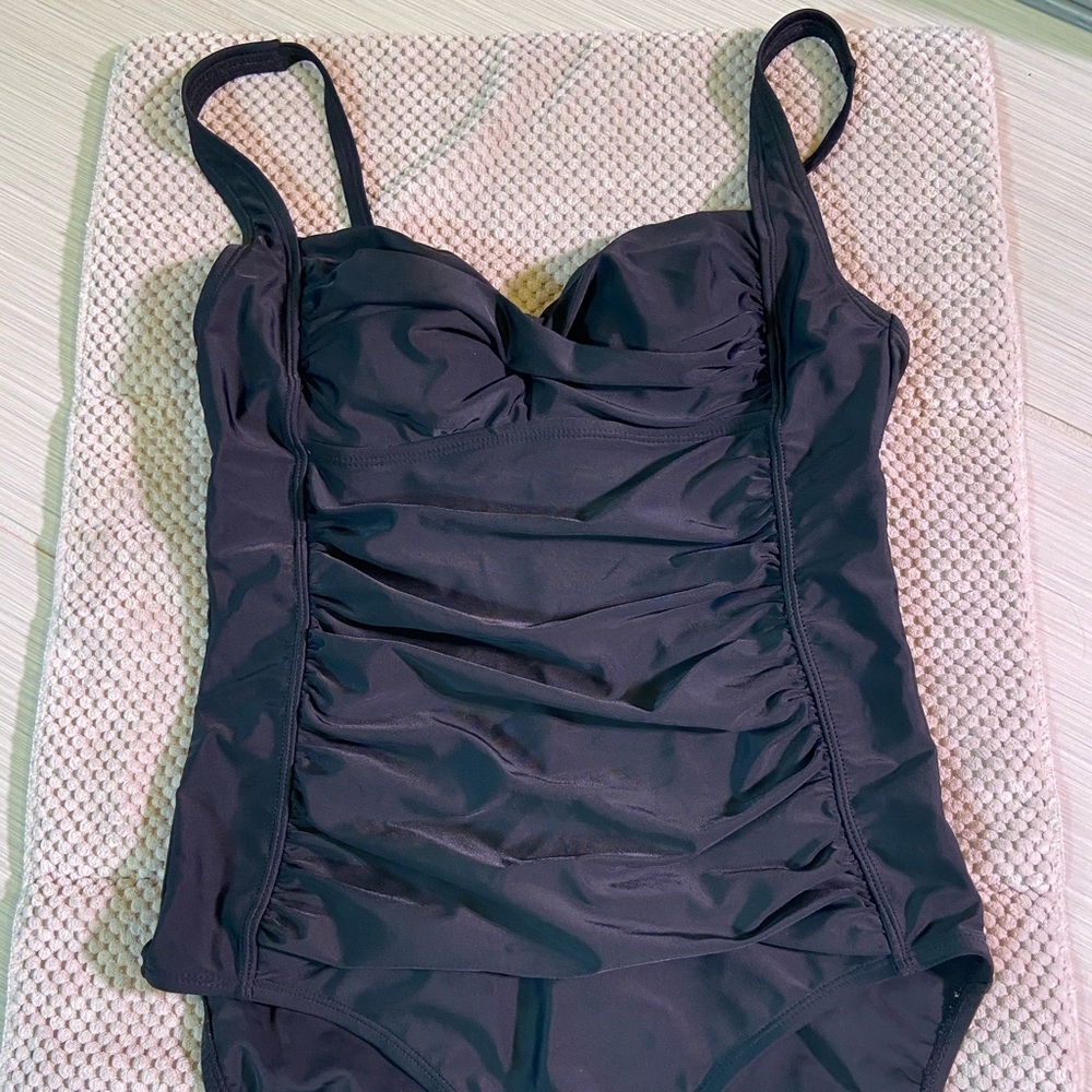 Jaclyn Smith Swim Wear